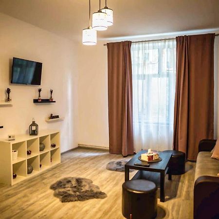 The Nest@Pinehouse Apartment Brasov Bagian luar foto