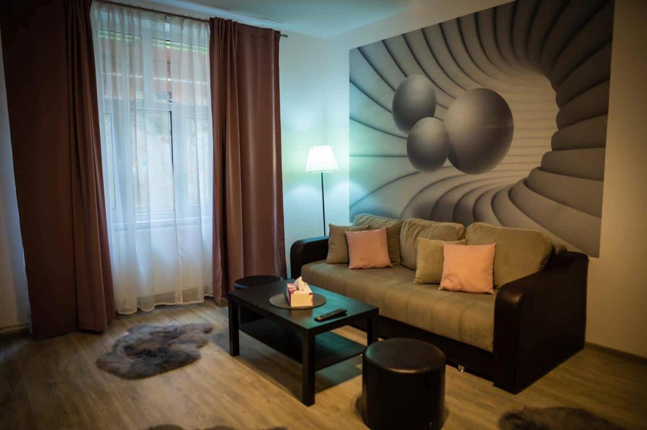 The Nest@Pinehouse Apartment Brasov Bagian luar foto
