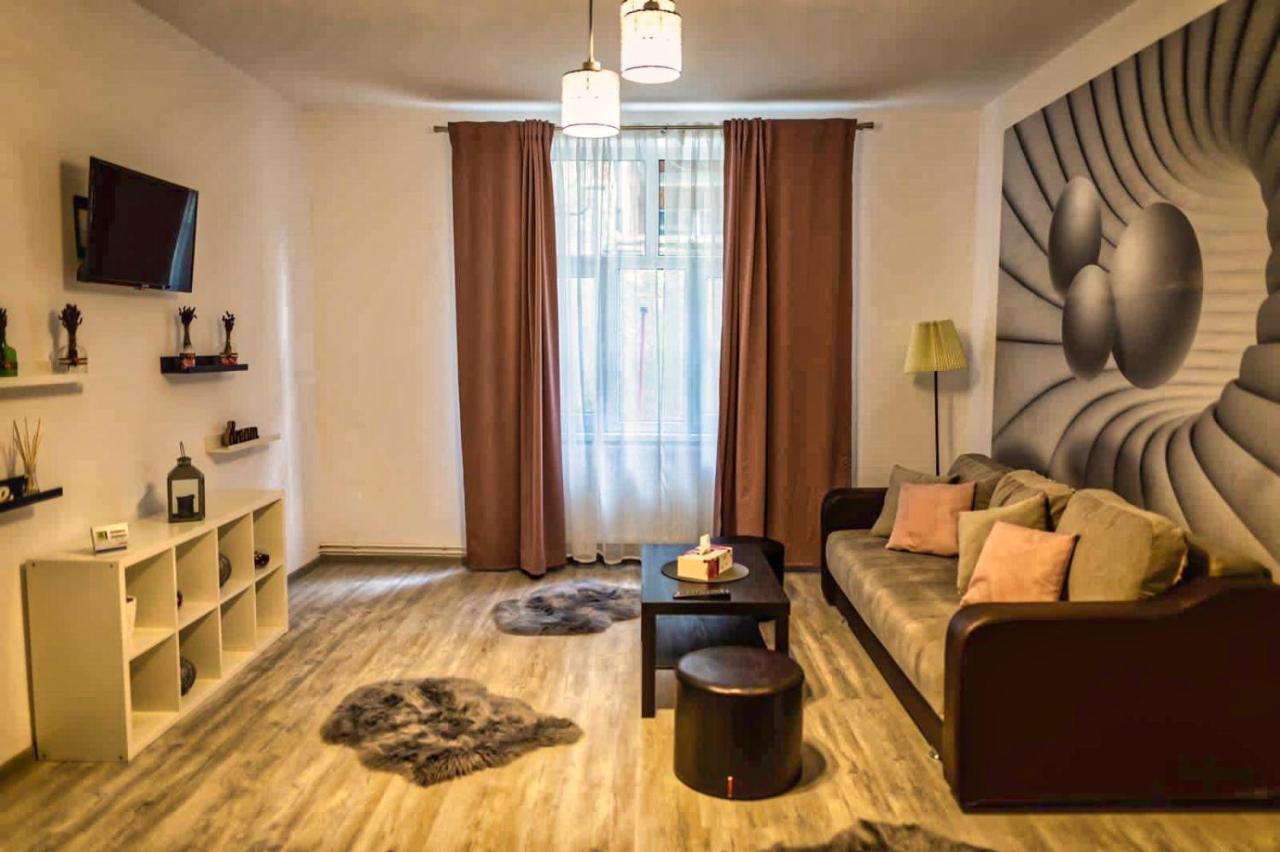 The Nest@Pinehouse Apartment Brasov Bagian luar foto